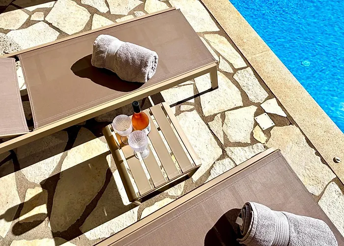 The Lookout, Boutique Villa.