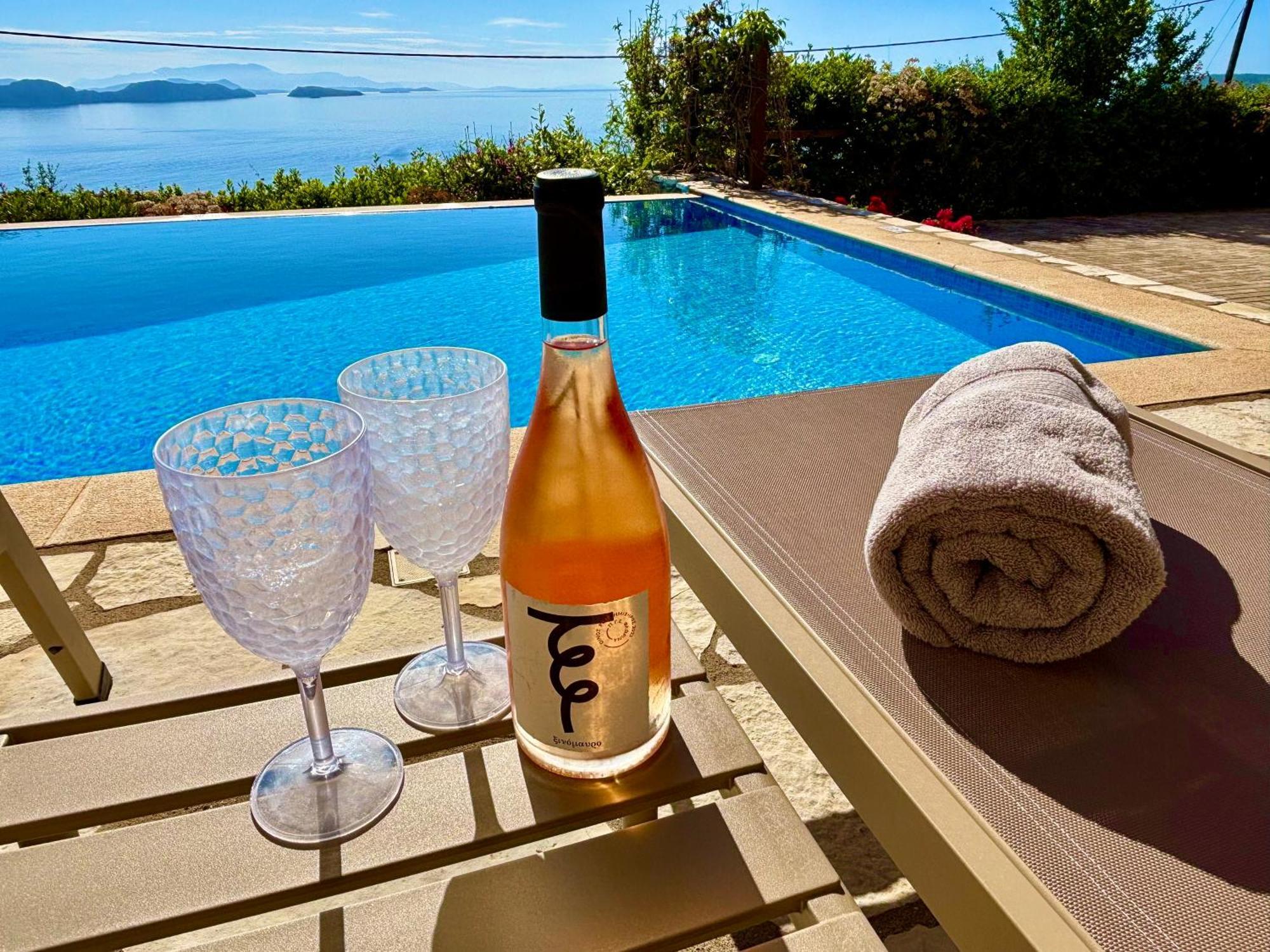 The Lookout, Boutique Villa.